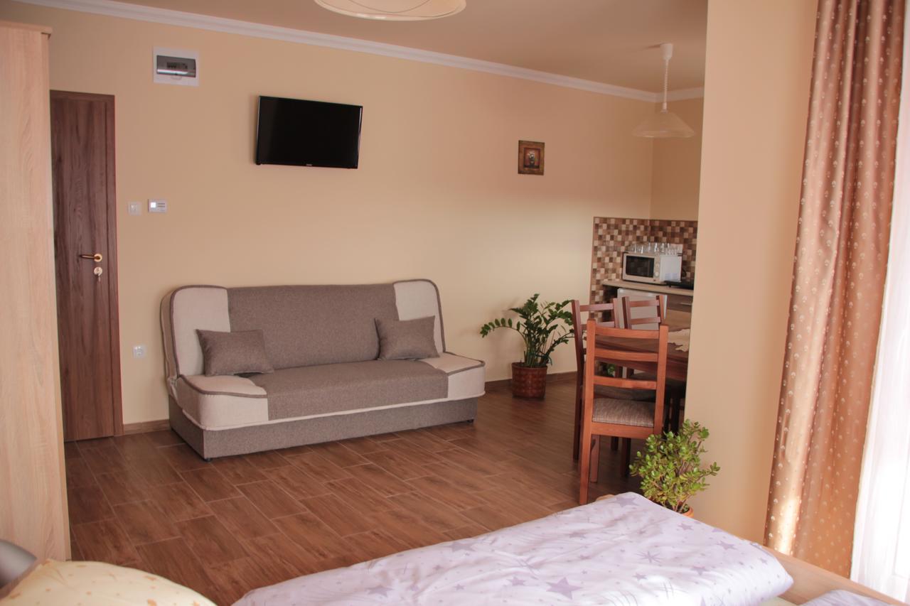 Imola Es Andrea Apartmanhaz 2 Hajduszoboszlo Luaran gambar