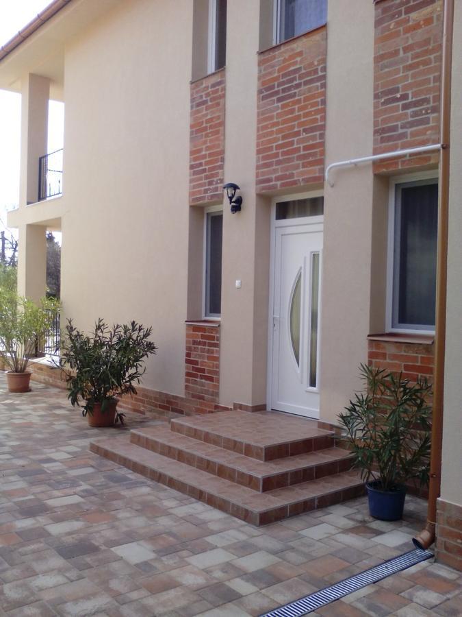 Imola Es Andrea Apartmanhaz 2 Hajduszoboszlo Luaran gambar
