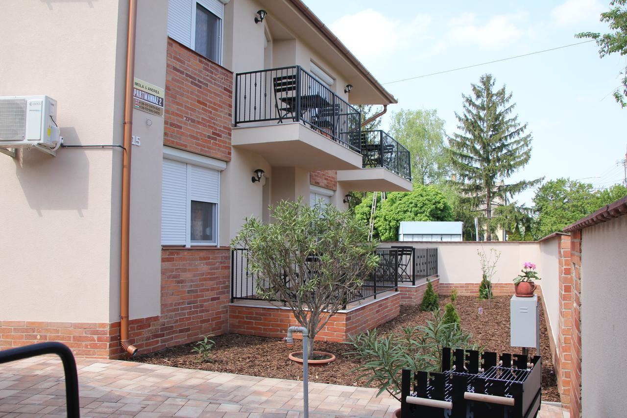 Imola Es Andrea Apartmanhaz 2 Hajduszoboszlo Luaran gambar