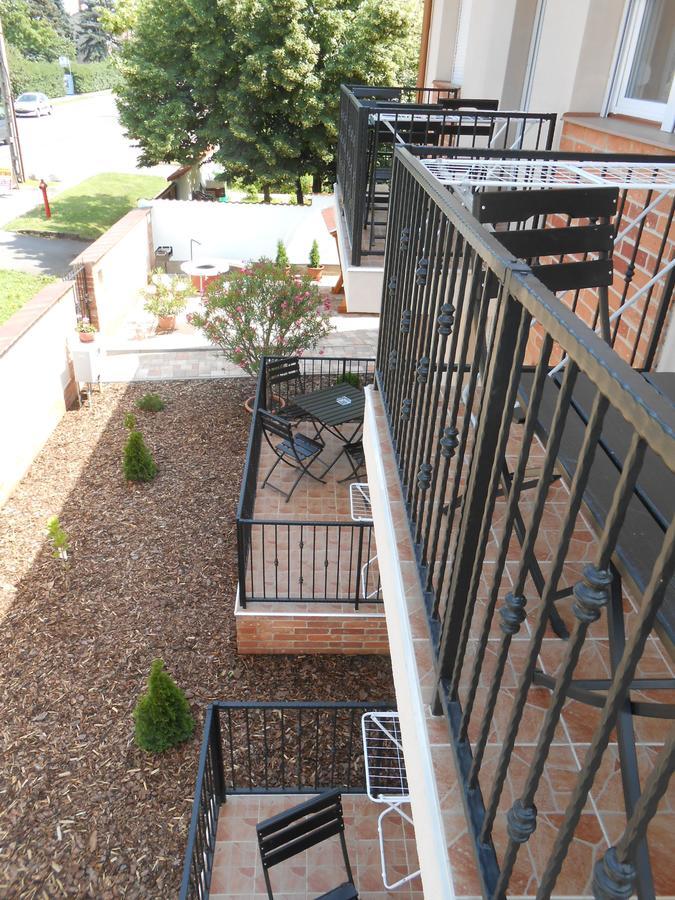 Imola Es Andrea Apartmanhaz 2 Hajduszoboszlo Luaran gambar