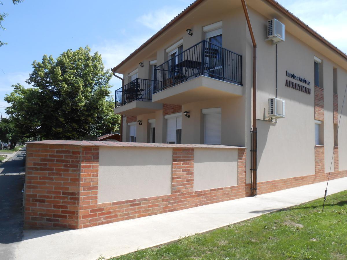 Imola Es Andrea Apartmanhaz 2 Hajduszoboszlo Luaran gambar